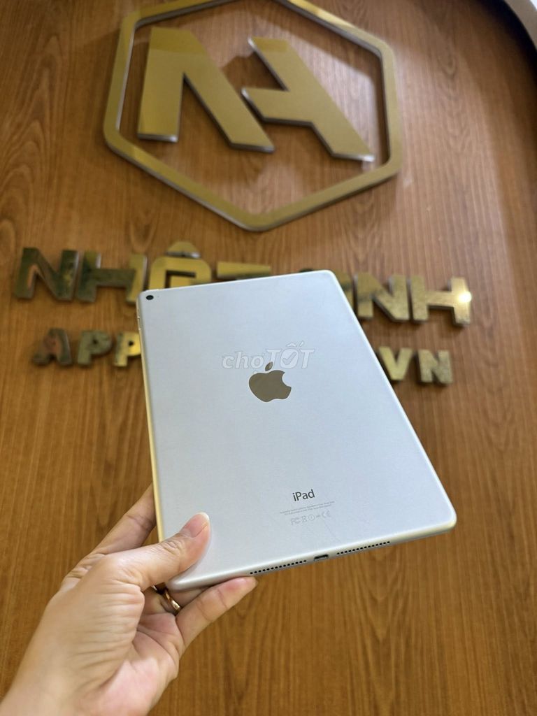 Apple iPad Air 2 64GB Bạc Đã sử dụng. Mua bán Máy tính bảng tại Quận Gò Vấp Tp Hồ Chí Minh được đăng bởi Nguyễn Thị Thu Hiền hình 1