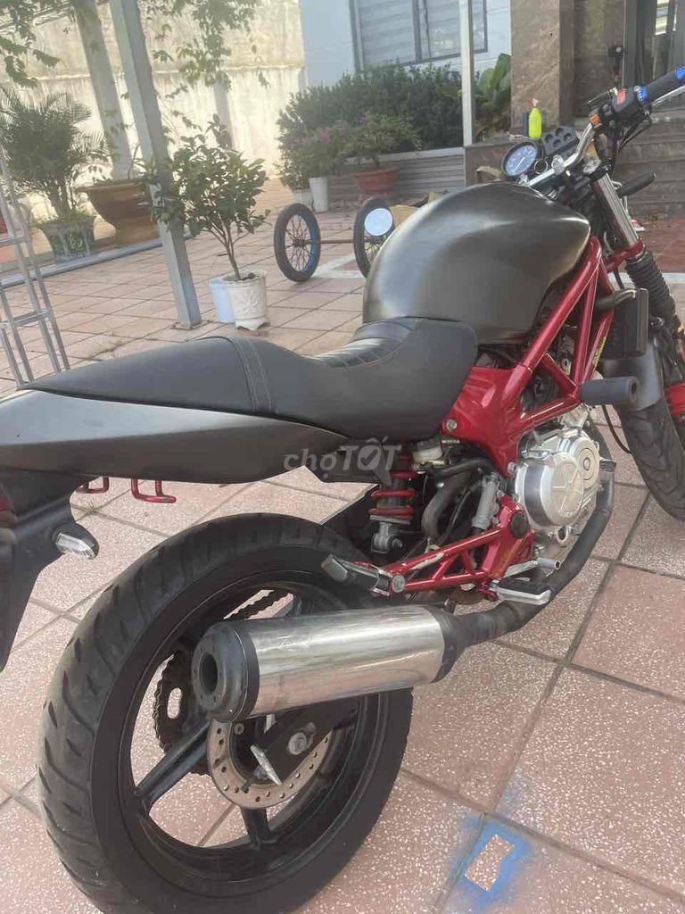 Chính chủ bán Honda vtr250 2 máy v-twin 90 độ. Mua bán Xe máy tại Huyện Dương Minh Châu Tây Ninh được đăng bởi Lê Phẩm Duy hình 3