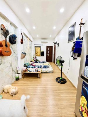 SIÊU NGON 40m2, 3 tầng 3pn 3wc Hẻm xe tải sau BV Gia Định chỉ 4 tỷ 5