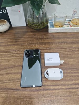 Xiaomi Mi 11 Pro 5G 8/128 Quốc Tế sạc 67w có COD