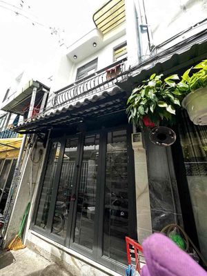 Аренда · 2 комн. · 28 м² · Quận Gò Vấp, ул. Quang Trung
