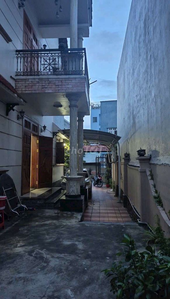 Biệt thự đẳng cấp, 10x21m, cầu vượt Gò Dưa, Tam Bình,  nhỉnh 15 tỷ.. Mua bán nhà ở tại Thành phố Thủ Đức Tp Hồ Chí Minh được đăng bởi nguyễn thị chúc hình 1