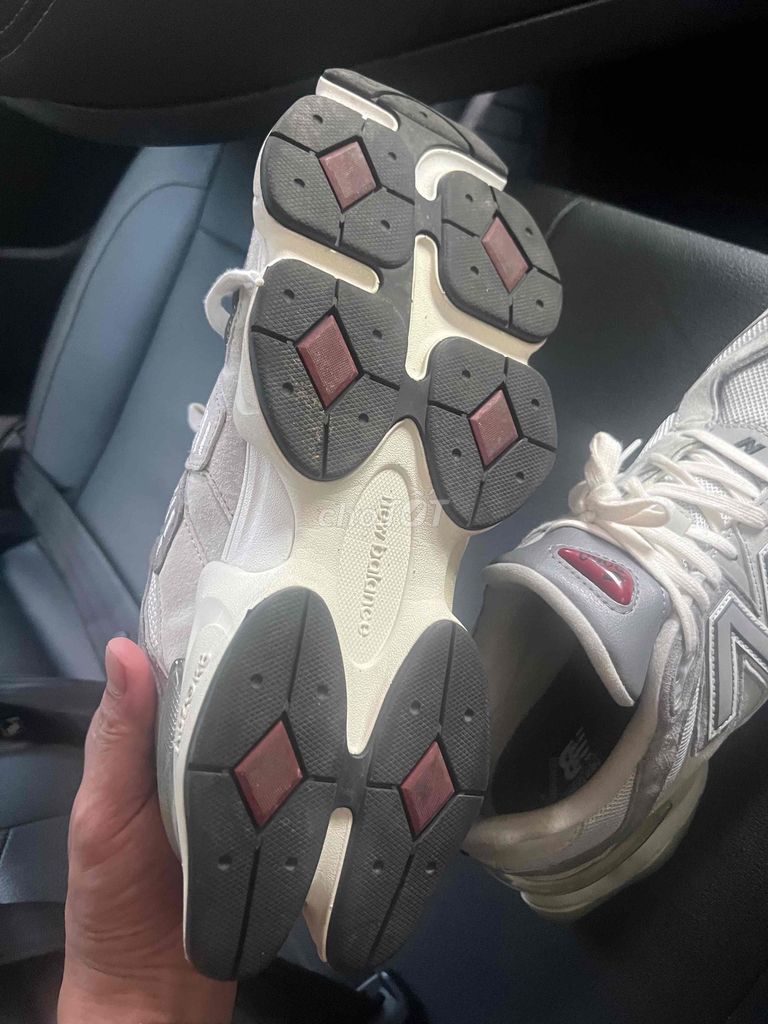 Giày thể thao New Balance 9060 Trắng xám 99,9%. Mua bán Giày dép tại Thành phố Thủ Đức Tp Hồ Chí Minh được đăng bởi Ken Nguyễn hình 1