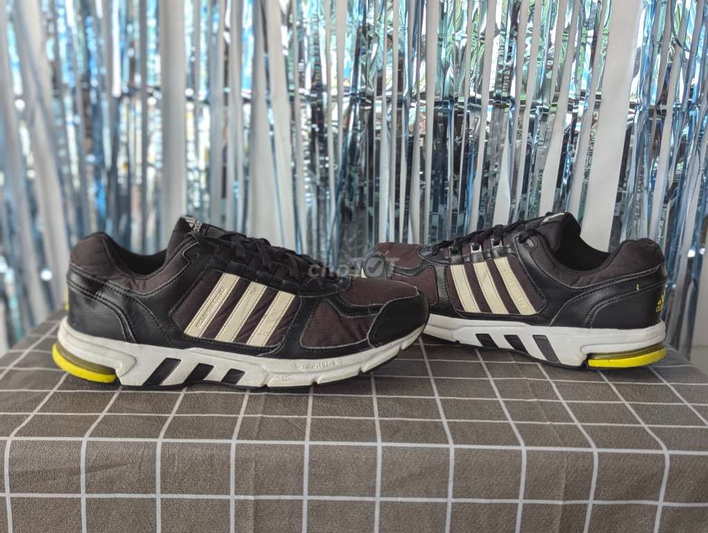 Giày Adidas Chạy Bộ Nhẹ size 44