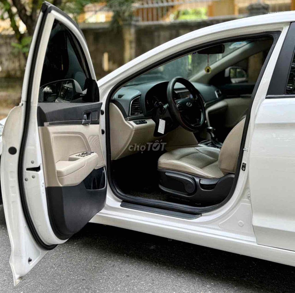 Hyundai Elantra 1.6 số tự động dk 2016. Mua bán Ô tô tại Quận Liên Chiểu Đà Nẵng được đăng bởi toàn hình 5
