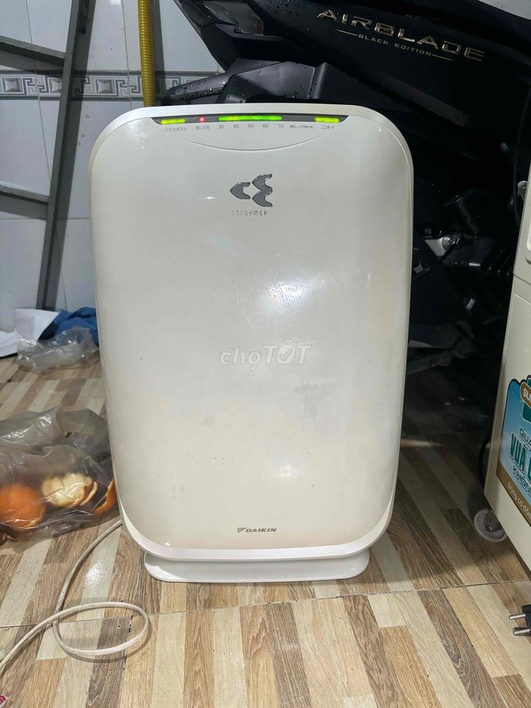Máy lọc không khí Daikin Trắng 220V Bù ẩm. Mua bán Nội thất, đồ gia dụng khác tại Thành phố Thuận An Bình Dương được đăng bởi Phong hình 1