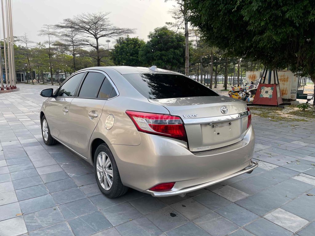 Toyota Vios 2017 1.5G xe đẹp lên nhiều đồ chơi. Mua bán Ô tô tại Quận Cầu Giấy Hà Nội được đăng bởi Phong Tinh Tế hình 7