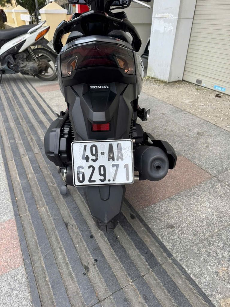 Honda Air Blade 2025 Đỏ Xám 1000 km. Mua bán Xe máy tại Thành phố Đà Lạt Lâm Đồng được đăng bởi Nhật hình 6
