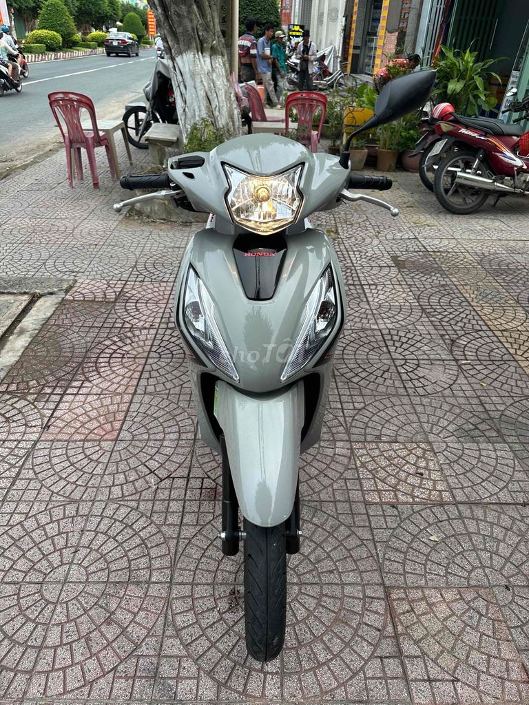 vision banh cao 2023 zin vĩnh long. Mua bán Xe máy tại Thành phố Vĩnh Long Vĩnh Long được đăng bởi xe máy Tùng Beo hình 1