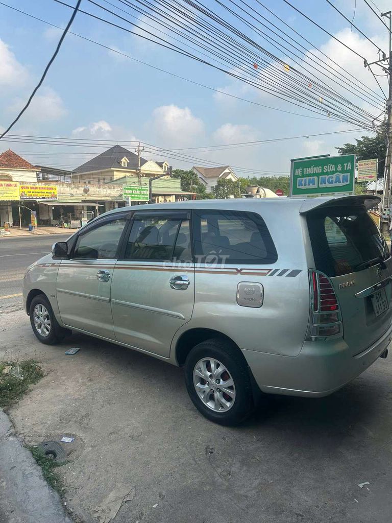 Toyota Innova 2008 photo 5