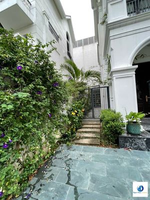 9,6 triệu/ tháng căn Biệt thự Vinhomes Gia Lâm