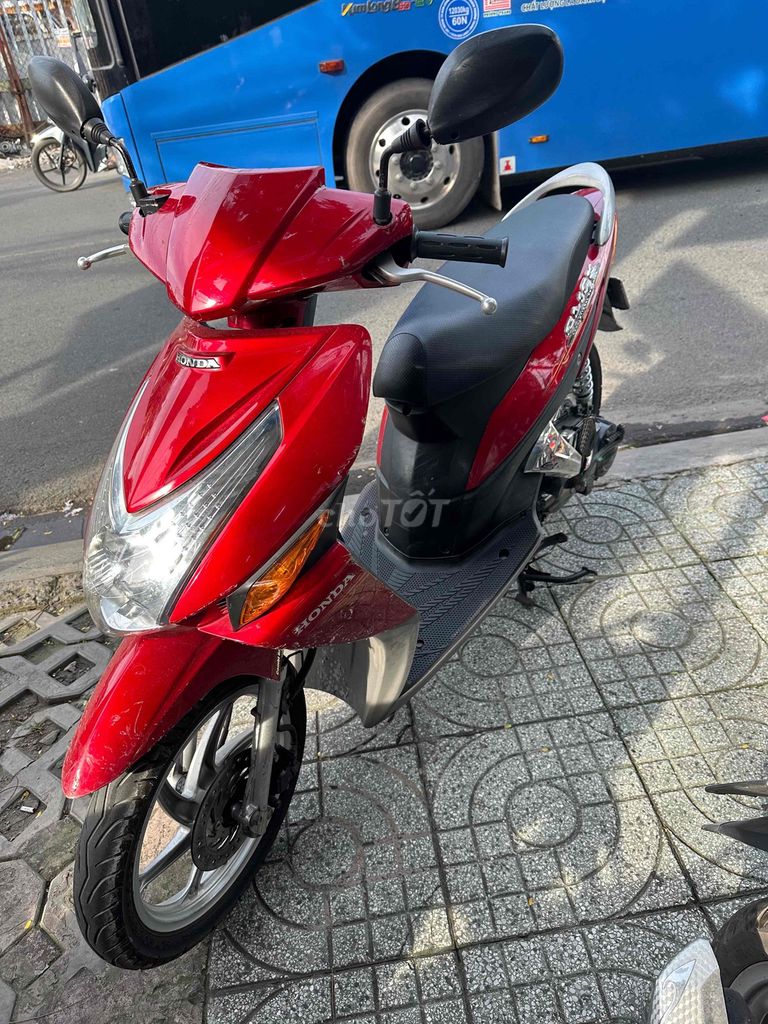 Honda Click 2011 màu Đỏ. Mua bán Xe máy tại Quận Bình Tân Tp Hồ Chí Minh được đăng bởi Cửa hàng xe Đức Mạnh hình 2