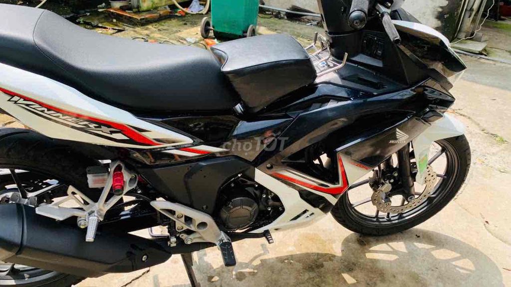 xe winer x v4 màu đen trắng. Mua bán Xe máy tại Huyện Củ Chi Tp Hồ Chí Minh được đăng bởi ĐỊNH NGUYỄN hình 2