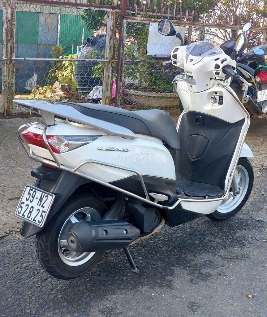 Honda Lead 125 nguyên zin máy ngon xe đẹp.. Mua bán Xe máy tại Thành phố Đà Lạt Lâm Đồng được đăng bởi Khả Hân hình 5