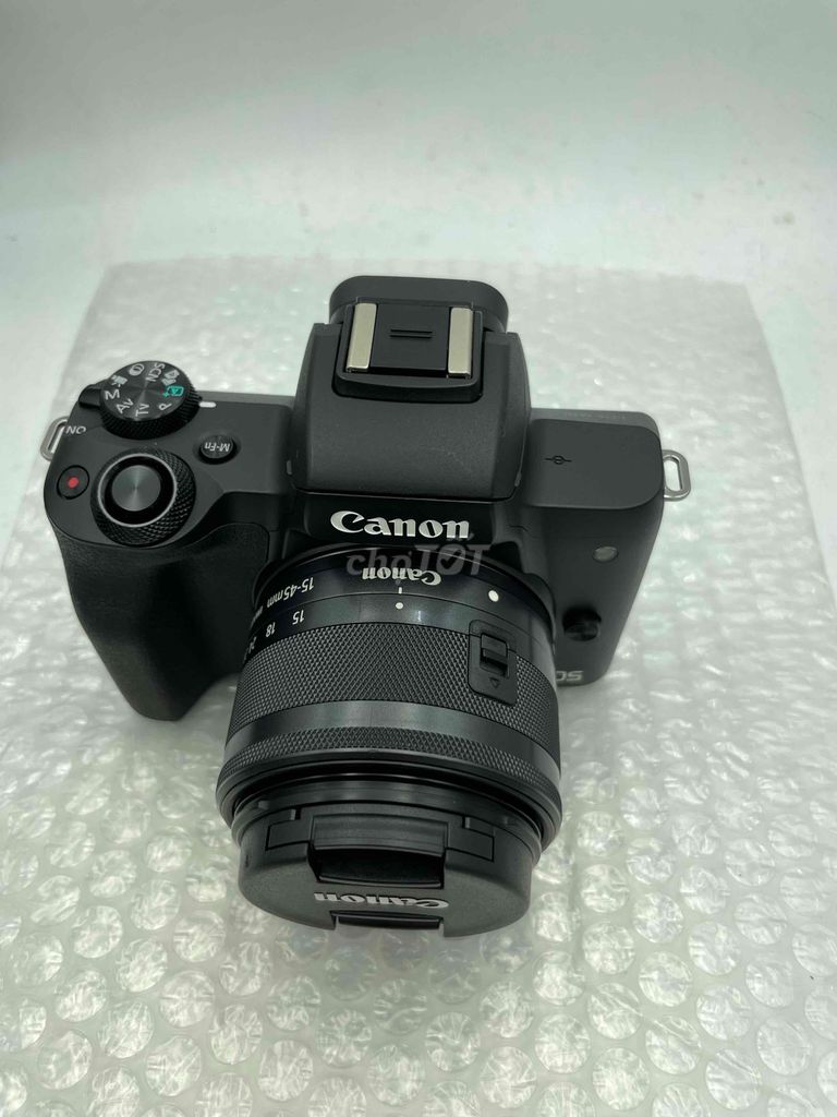 canon M50 + 15-45stm