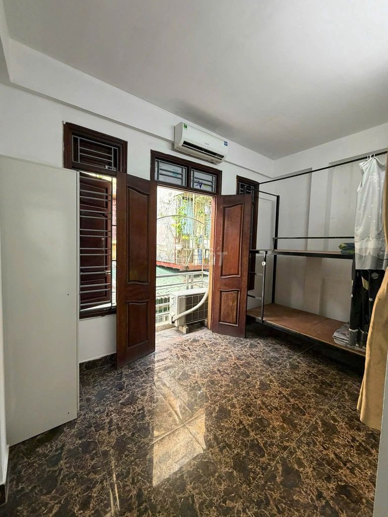 Phòng trọ 3.3tr Đống Đa, có giường tủ, ĐH NL