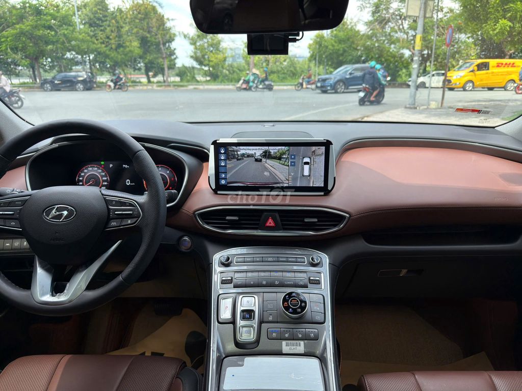 Полное масло Hyundai SantaFe 2024, красное, 11 000 км