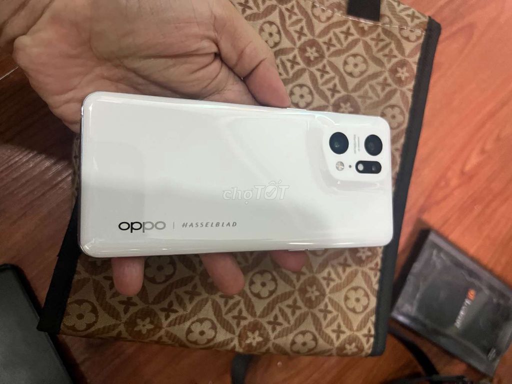 Oppo Find X5 Pro trắng zin đẹp có gl. Mua bán Điện thoại tại Quận 12 Tp Hồ Chí Minh được đăng bởi Thành Tâm  hình 1