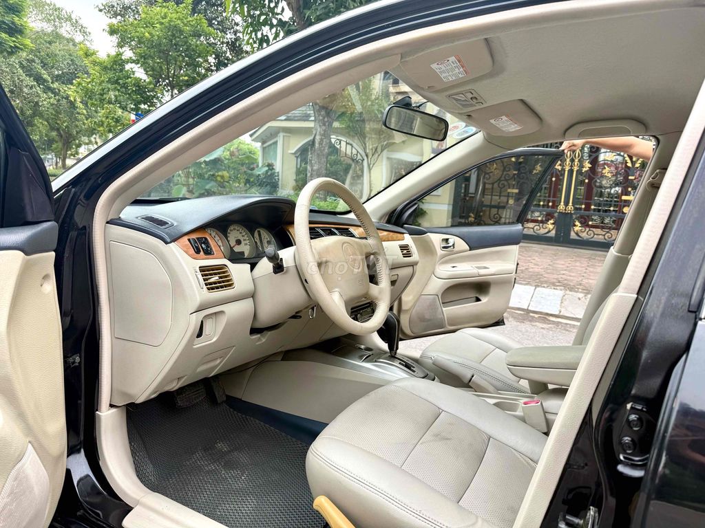 Mitsubishi Lancer 2005 Gala 2.0 AT - 138000 km. Mua bán Ô tô tại Quận Long Biên Hà Nội được đăng bởi Thế Anh hình 12