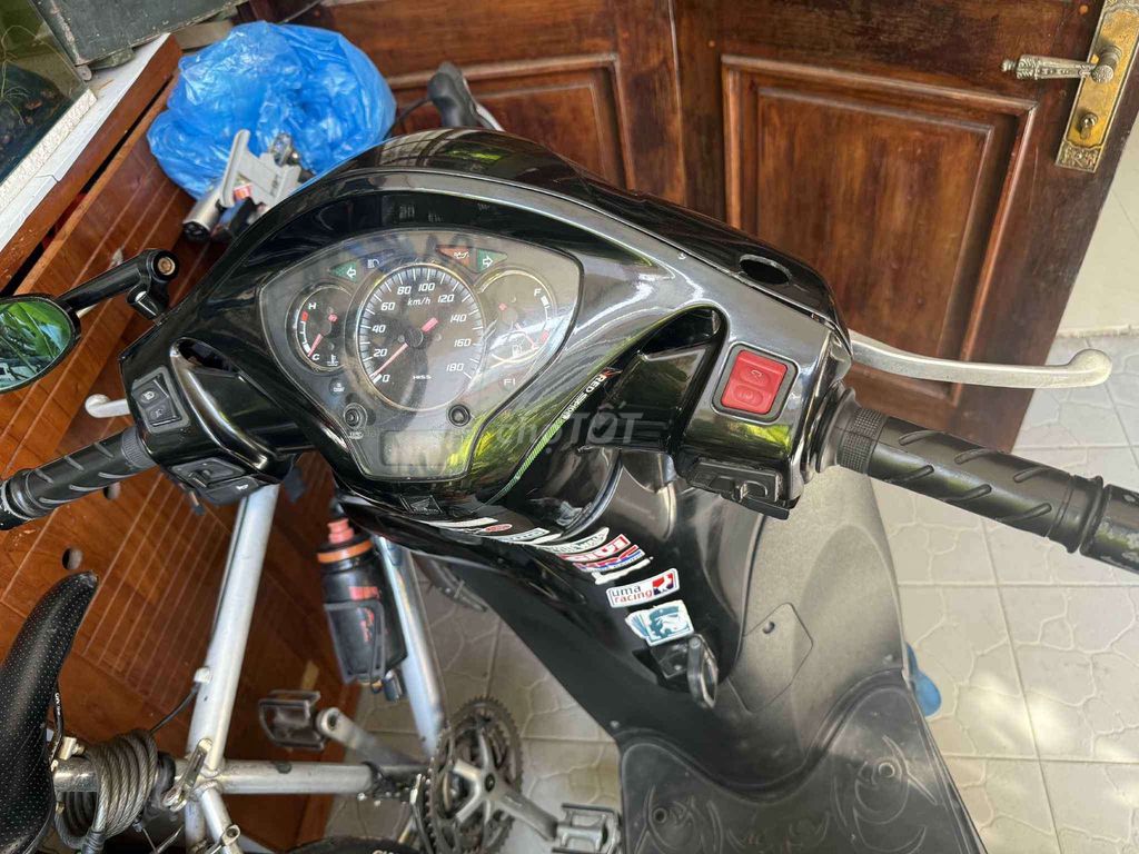 Xe dư cần bán , sh300i. Mua bán Xe máy tại Quận Hải Châu Đà Nẵng được đăng bởi Văn Tiến hình 3