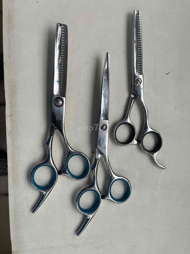 Bộ 03 Kéo cắt tóc Licel hand make. Mua bán Đồ chuyên dụng, Giống nuôi trồng tại Thành phố Thủ Đức Tp Hồ Chí Minh được đăng bởi Nguyen Nhật hình 1