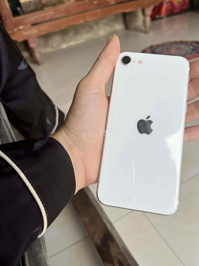 iPhone SE 64GB Trắng Quốc Tế, Zin All. Mua bán Điện thoại tại Huyện Mỏ Cày Bắc Bến Tre được đăng bởi Hiếu hình 1