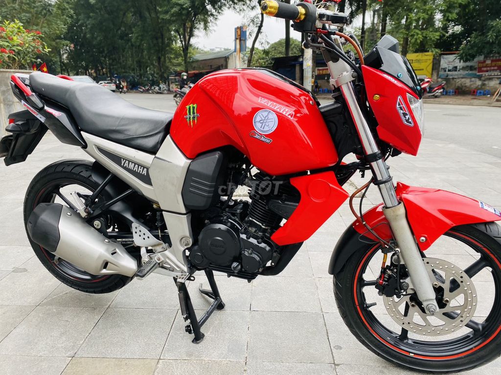 Yamaha FZ 150iS FI ĐỎ Nhập Khẩu  XE ĐẸP  Đi Ít. Mua bán Xe máy tại Quận Nam Từ Liêm Hà Nội được đăng bởi THANH BÌNH hình 4