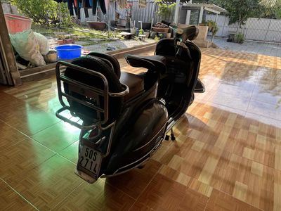 Vespa cổ zin xe trưng bày derco :máy zin bao đi xa. Mua bán Xe máy tại Huyện Dầu Tiếng Bình Dương được đăng bởi Đào Tấn