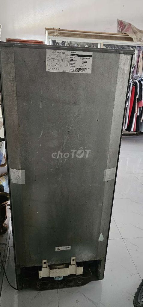 Tủ lạnh Sanyo 300 lít Xám Còn mới. Mua bán Tủ lạnh tại Huyện Long Hồ Vĩnh Long được đăng bởi Nguyễn Hoàng Huy hình 1