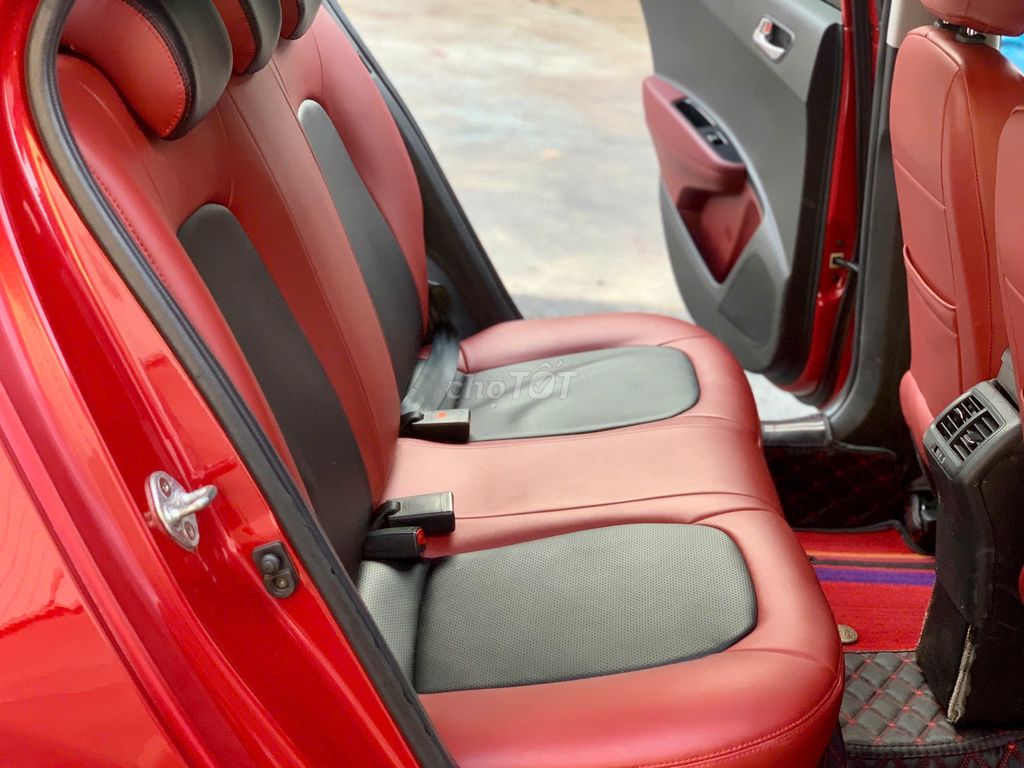 Hyundai i10 1.2 AT màu đỏ cực nét. Mua bán Ô tô tại Huyện Thạch Thất Hà Nội được đăng bởi Nguyễn Cao lâm  hình 5