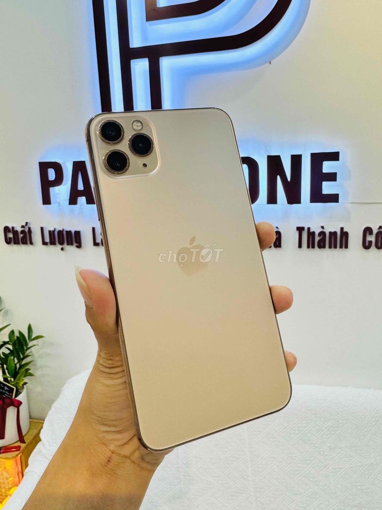 siêu rẻ iPhone 11 Pro Max 64gb Vàng. Mua bán Điện thoại tại Thành phố Huế Thừa Thiên Huế được đăng bởi Pan Phone hình 1