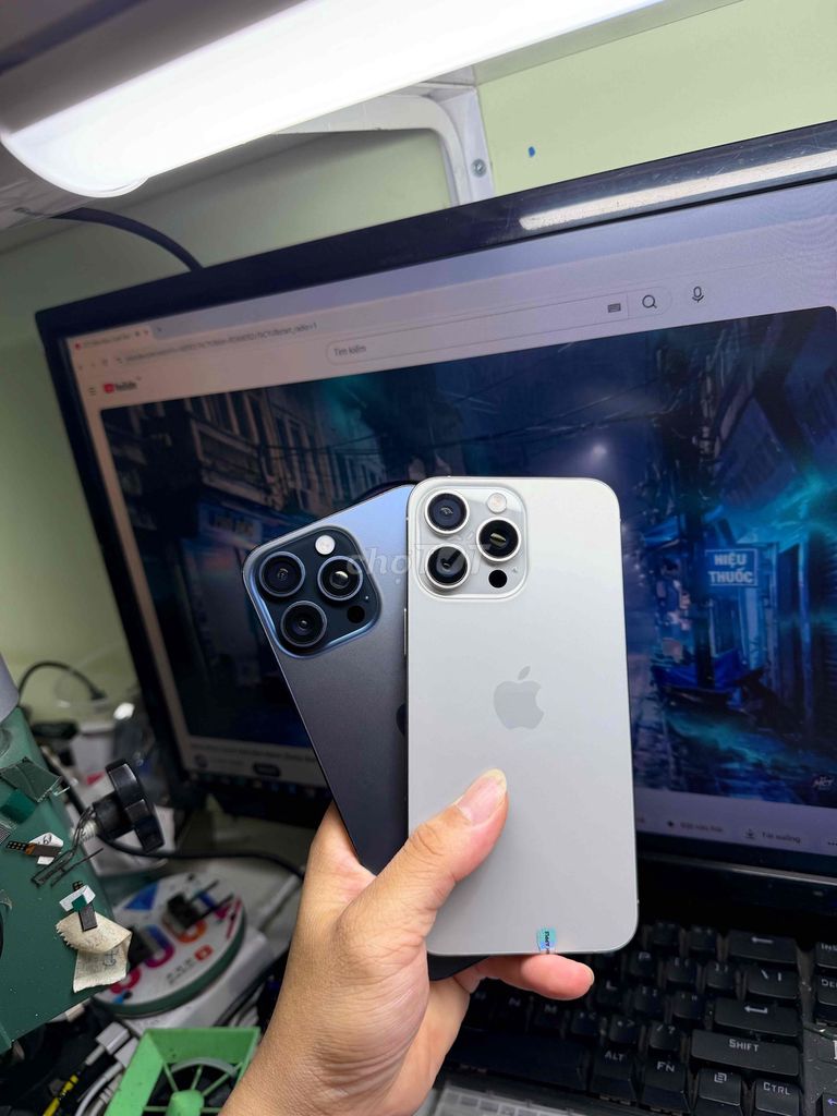 Apple iPhone 15 Pro Max Xám, Xanh Zin. Mua bán Điện thoại tại Thành phố Buôn Ma Thuột Đắk Lắk được đăng bởi Khanh hình 1