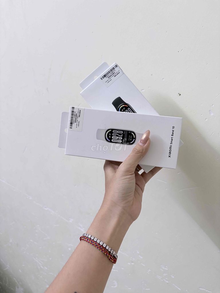 Xiaomi Smart Band 10 Bạc. Mua bán Thiết bị đeo thông minh tại Quận 4 Tp Hồ Chí Minh được đăng bởi Nhi hình 1