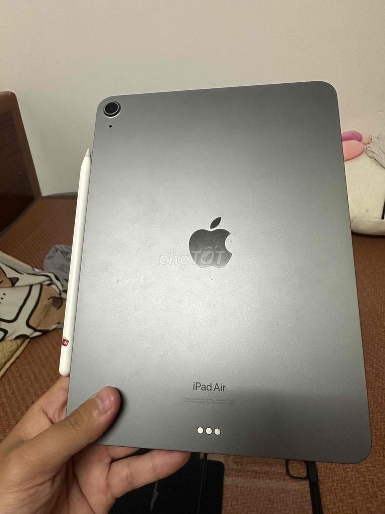 Apple iPad Air 5 64GB Xám. Mua bán Máy tính bảng tại Quận Cầu Giấy Hà Nội được đăng bởi Nguyễn Tùng Lâm hình 1