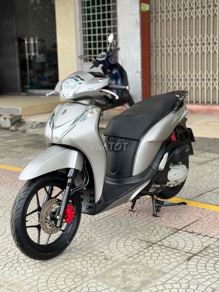 Honda SH Mode 2018, серый