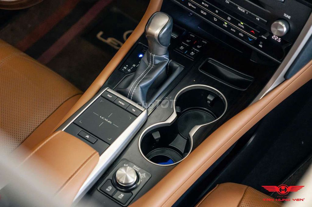 Lexus RX300 ,2020 lăn bánh 6v KM,màu đen nt nâu. Mua bán Ô tô tại Quận Hải Châu Đà Nẵng được đăng bởi TÂN HƯNG YÊN AUTO hình 14