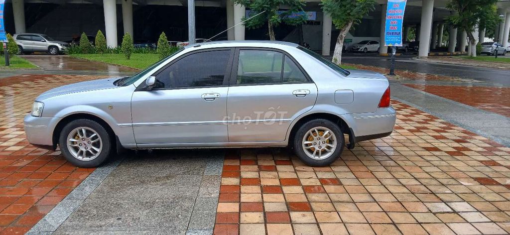 Ford Laser 2003 photo 4