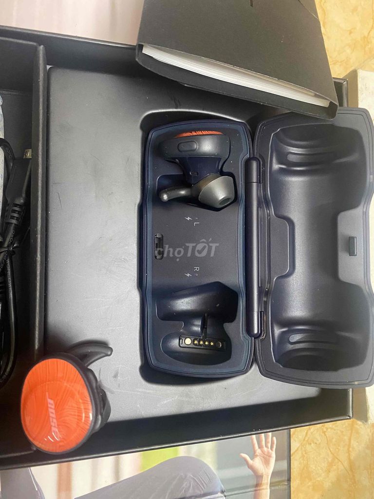 Tai nghe BOSE SoundSport Free Đen. Mua bán Tivi, Âm thanh tại Quận Lê Chân Hải Phòng được đăng bởi Hiếu đây hình 1