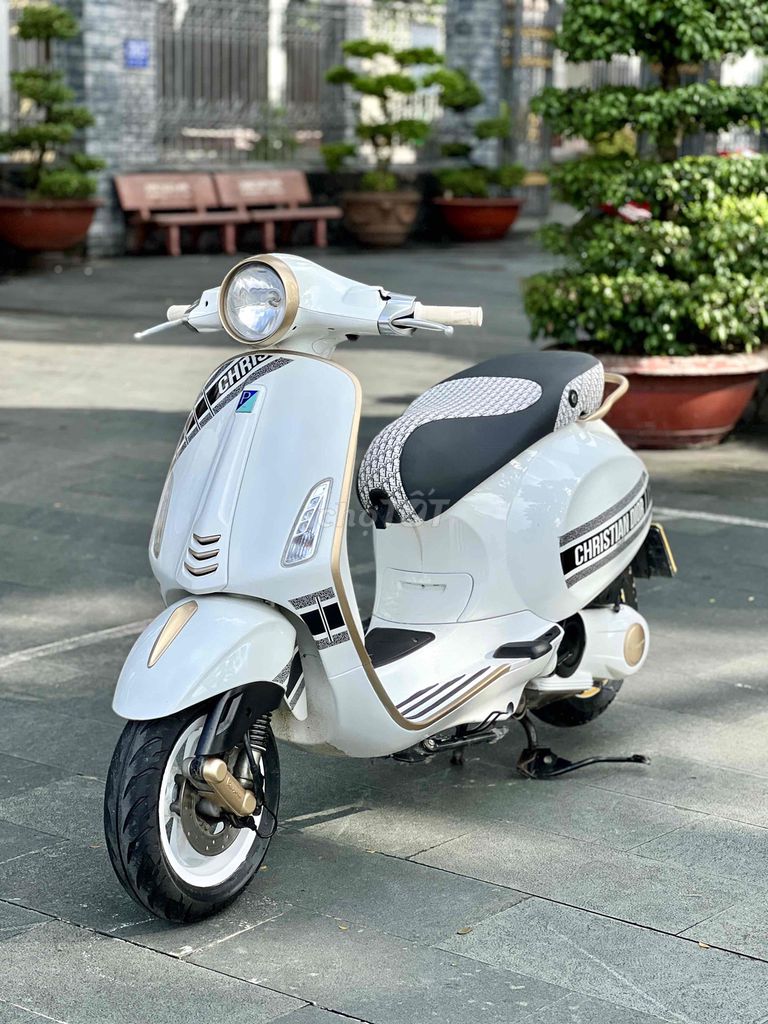 VESPA Trắng Dior 2015 BSTP CHÍNH CHỦ CÓ GÓP. Mua bán Xe máy tại Thành phố Thủ Đức Tp Hồ Chí Minh được đăng bởi Hiếu  hình 10