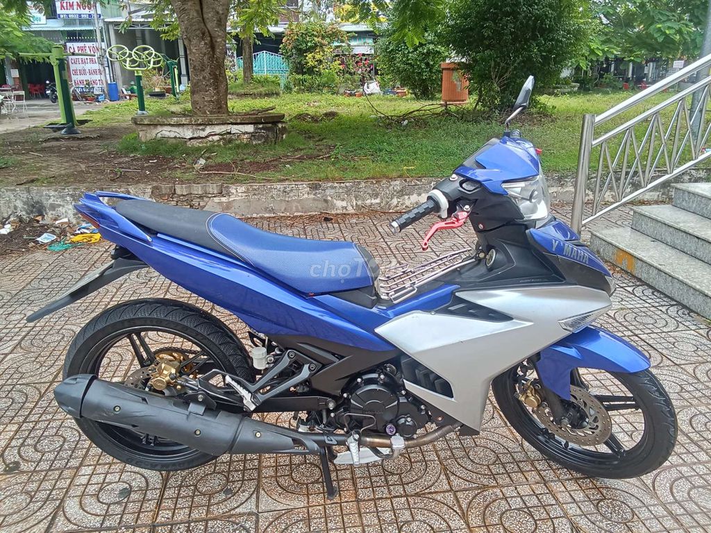 Cầm đồ thanh lý giá rẻ. Mua bán Xe máy tại Huyện Vũng Liêm Vĩnh Long được đăng bởi anh thi hình 5