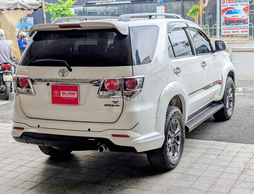 Toyota Fortuner 2016 số tự động màu trắng máy xăng. Mua bán Ô tô tại Huyện Cần Giờ Tp Hồ Chí Minh được đăng bởi Đại lý chính hãng xe qua sử dụng Toyota Sài Gòn hình 9