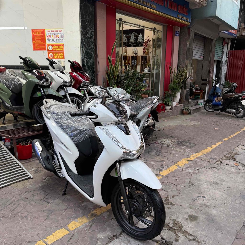 Honda SH 125i 2023 CBS