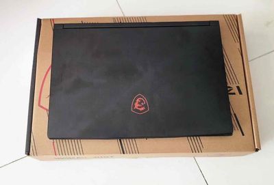 Laptop MSI Gaming GF63 Thin 11SC-664VN