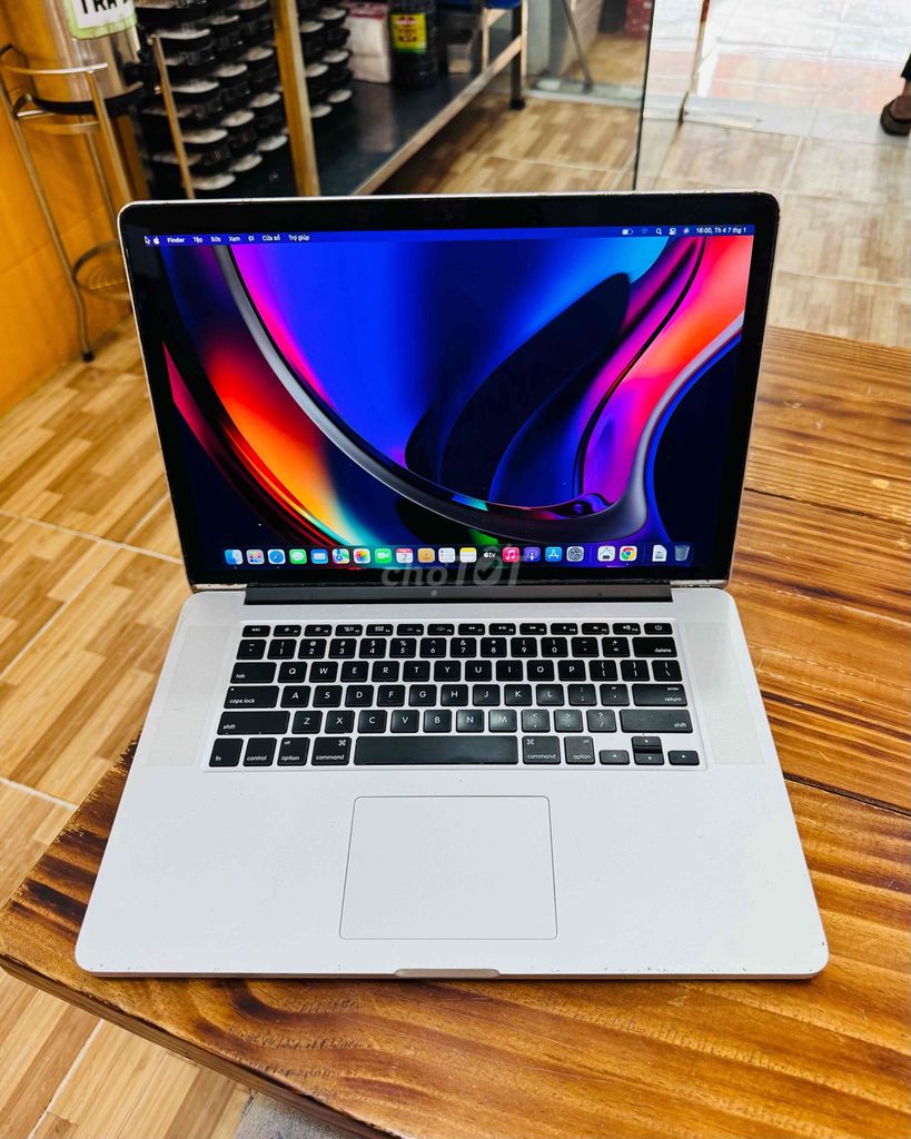 MacBook Pro 15inch Core i7/ 16GB/256GB Siêu Mạnh. Mua bán Laptop tại Quận Gò Vấp Tp Hồ Chí Minh được đăng bởi Miễn Tiếp Cò Lái hình 1