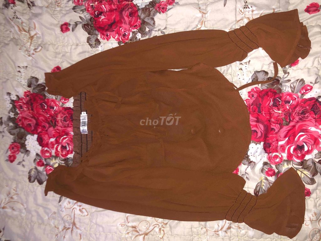 Áo kiểu nữ vải mềm mại. Mua bán Quần áo tại Huyện Cờ Đỏ Cần Thơ được đăng bởi Bảo Nghi Trần Ngọc hình 1