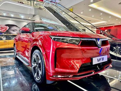 VF9 GIÁ CHẠM ĐÁY-200TR NHẬN XE NGY TAY. Mua bán Ô tô tại Thành phố Cà Mau Cà Mau được đăng bởi Kỳ