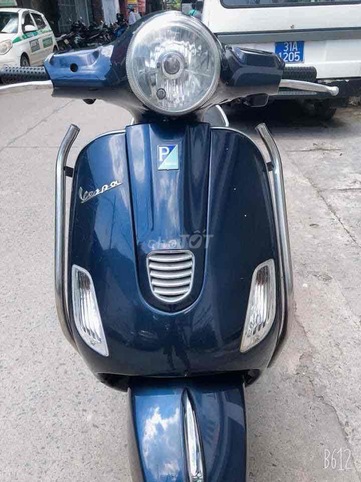 Vespa 125 ie máy êm chất