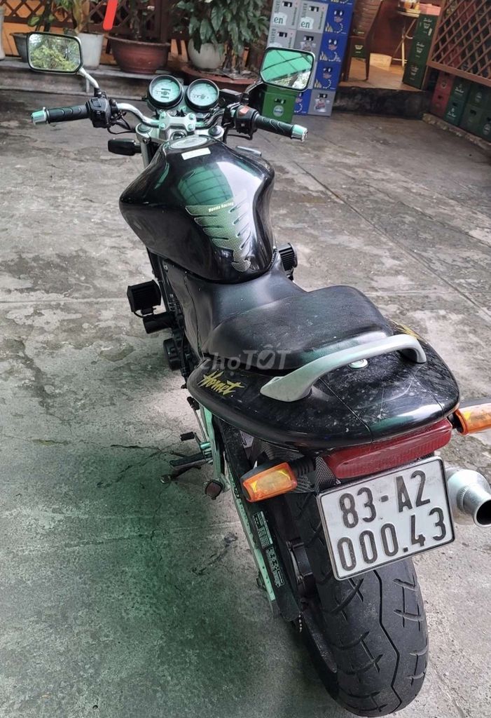 Hornet 250cc. 4 máy. Mua bán Xe máy tại Quận 1 Tp Hồ Chí Minh được đăng bởi Khoi Le hình 4