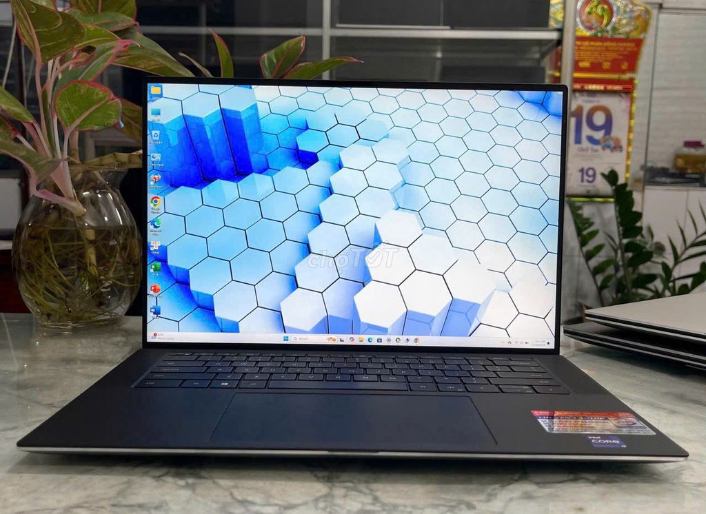 Dell Precision 5560 i9-11950H /32/512/A2000. Mua bán Laptop tại Quận Tân Phú Tp Hồ Chí Minh được đăng bởi PHAN TRỌNG THIỆN hình 1