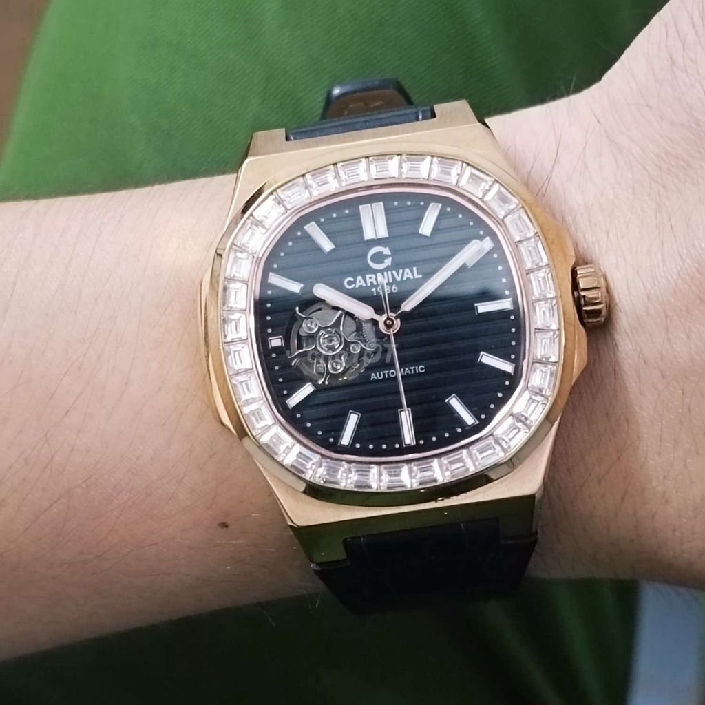 Canival lộ tim đẹp. Mua bán Đồng hồ tại Huyện Thuỷ Nguyên Hải Phòng được đăng bởi Minh Nguyễn hình 2